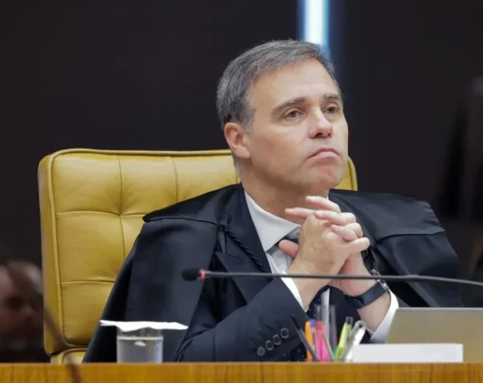 O ex-governador Cláudio Castro do Rio de Janeiro (PL) e o Ministro André Mendonça STF (Supremo Tribunal Federal) | Foto: Reprodução